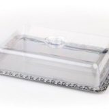 Finesse, Tava pentru prajituri, fursecuri sau saleuri, inox, bordura cu decoratiuni florale, capac din material plastic transparent Dimensiune 42x31cm