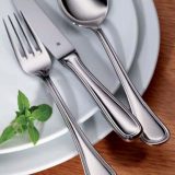 Contour - elemente moderne de design in forma clasica, linie dubla de pe bordura manerului