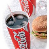 Pahare din carton, model Coca Cola, capacitate 250(300)ml si 400(450)ml