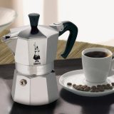 Moka Express, cafetiera traditionala , capacitate 3 sau 6 cesti , structura solida din aluminiu