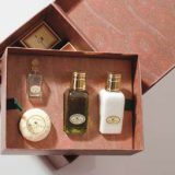 Etro  cosmetice hoteliere cadou, contine cosmetice, set igiena, set cusut