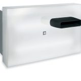 desk receptie cu decor modernist